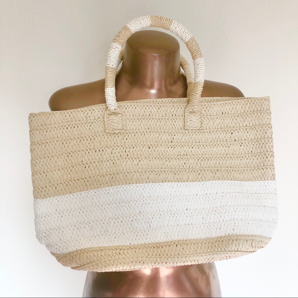 NWT ALTRU Straw Bag Beach Tote Fab Fit Fun